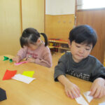リースやツリーをつくったよ　わくわくぐみ（３・４・５歳児）